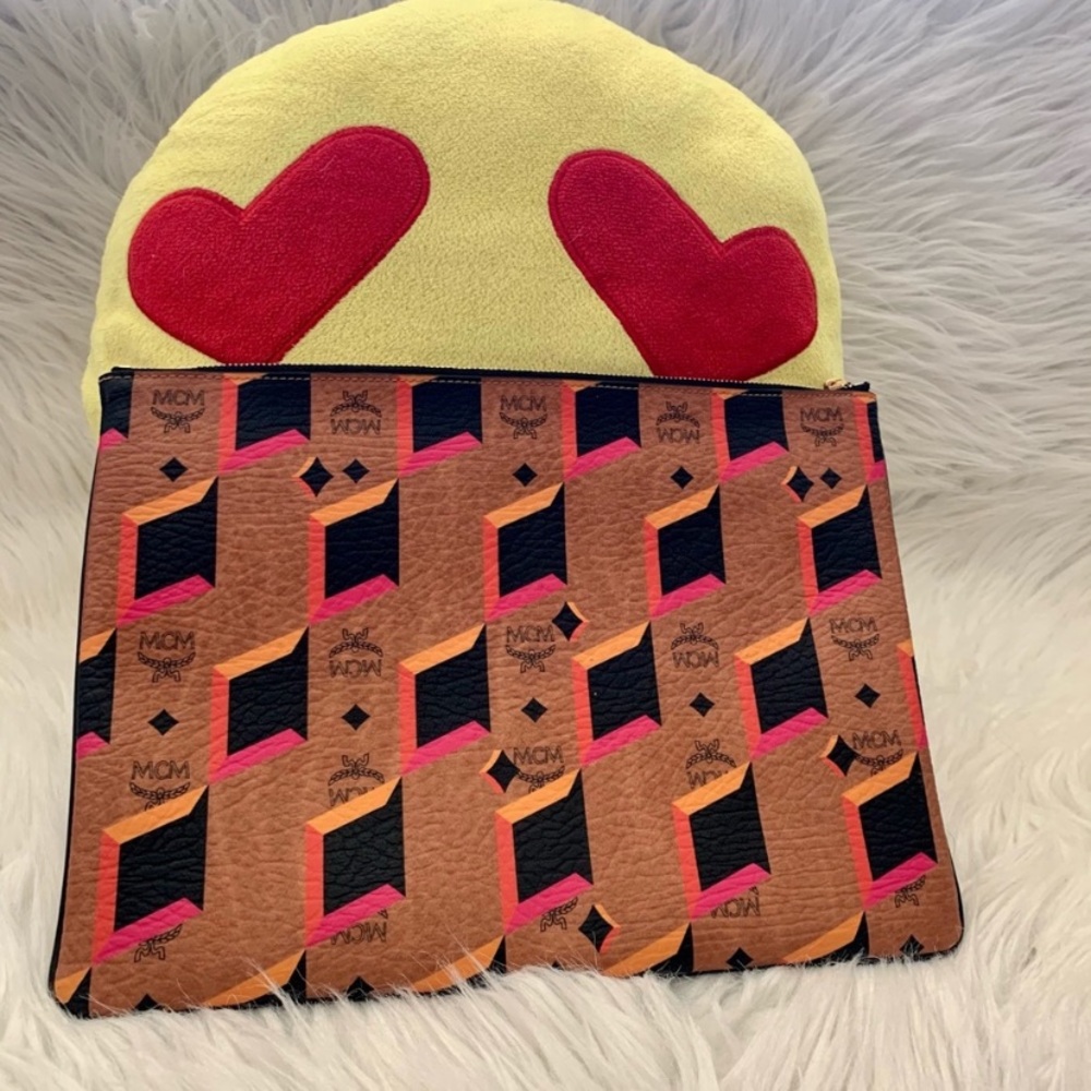 MCM Clutch pouch